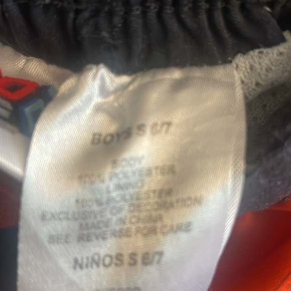 Boys, Size S 6/7 Lego Movie Swim trunks - Picture 7 of 8